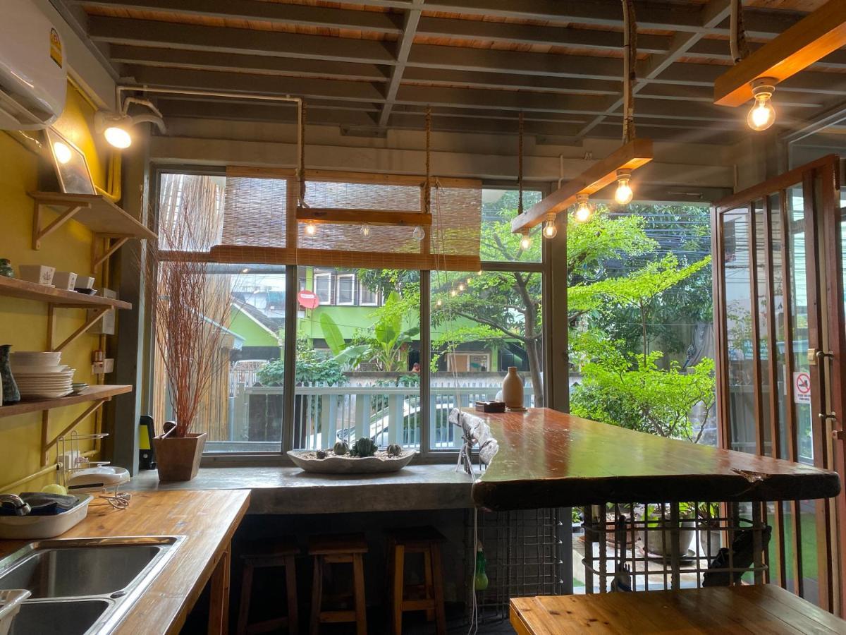 Nesuto Hostel Ramkamhaeng 52 Bangkok Exterior foto